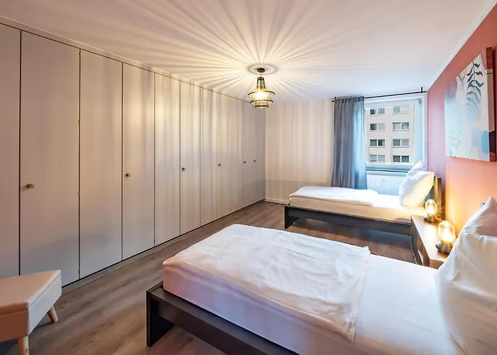 3 Betten 75m² Zentral Aussicht דירה